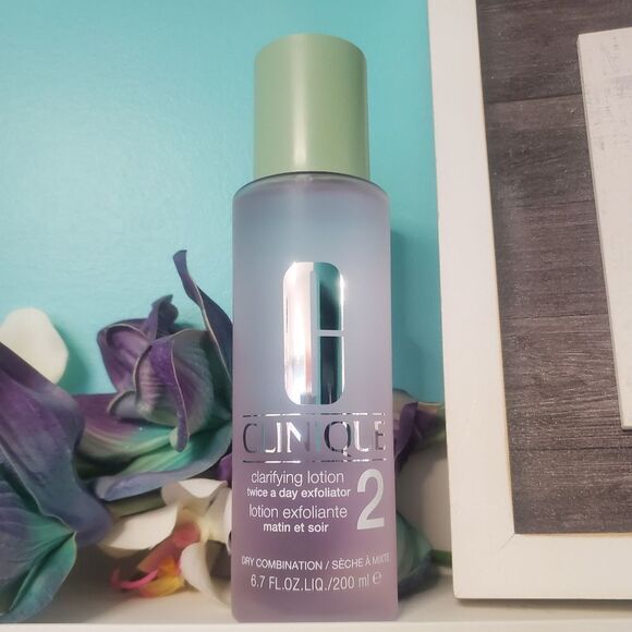 Clinique Clarifying Lotion 2 Twice a Day Exfoliator - Picture 8 of 12